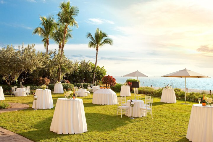 LaPlaya Beach & Golf Resort - a Noble House Resort