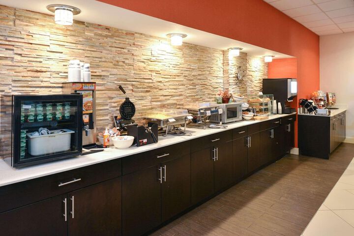 Breakfast/Coffee Service 42 of 49