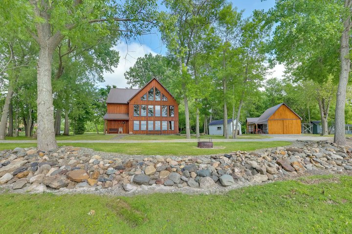 Lake Champlain Vacation Rental With Boat Dock!