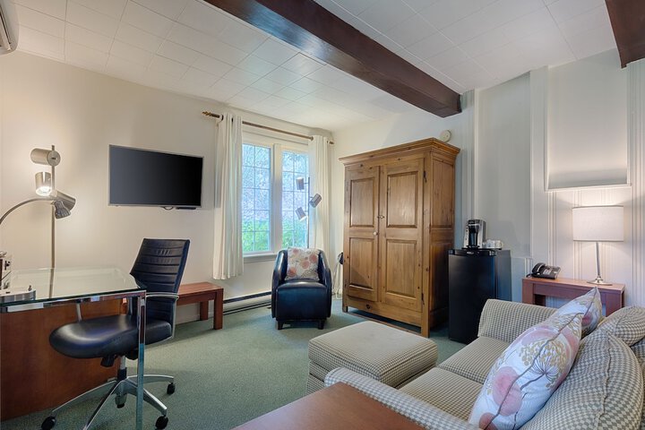Room 18 of 71