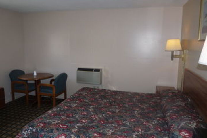 Manor Motel