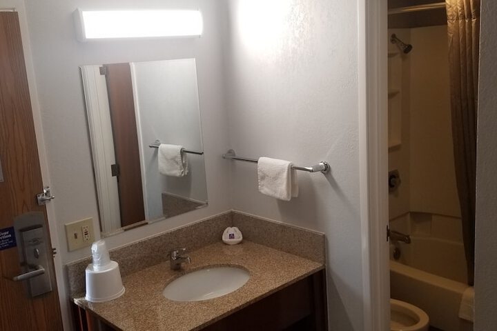 Motel 6 Elk Grove Village IL - OHare