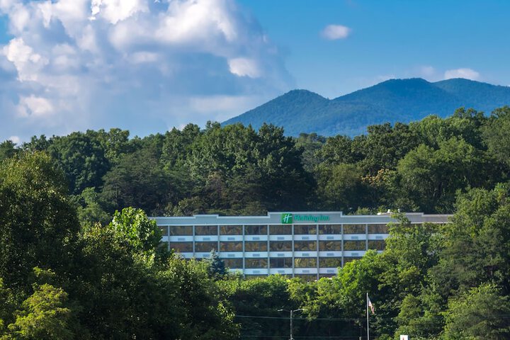 Hotel 2 of 42
