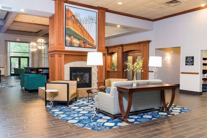 Hotel Interior 9 of 52