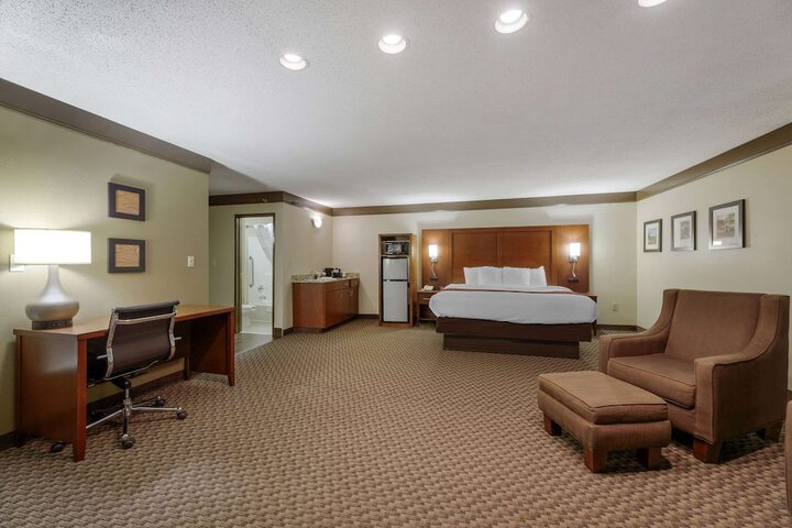 Room 22 of 32