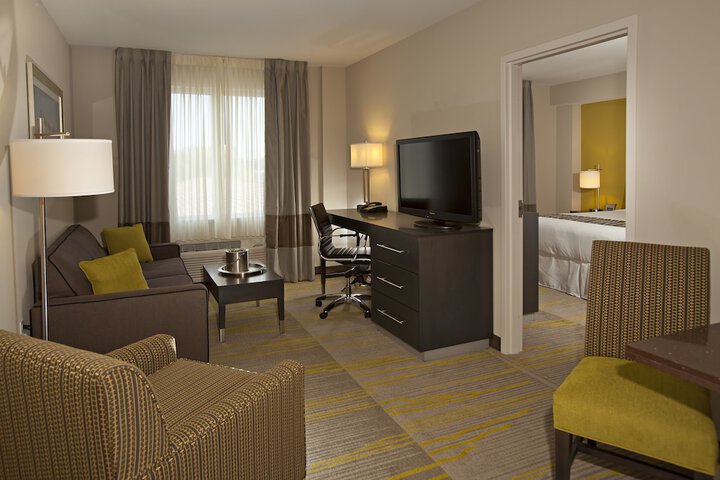 Room 28 of 48