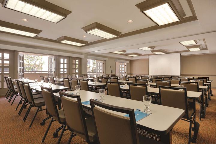 HYATT house Cypress / Anaheim