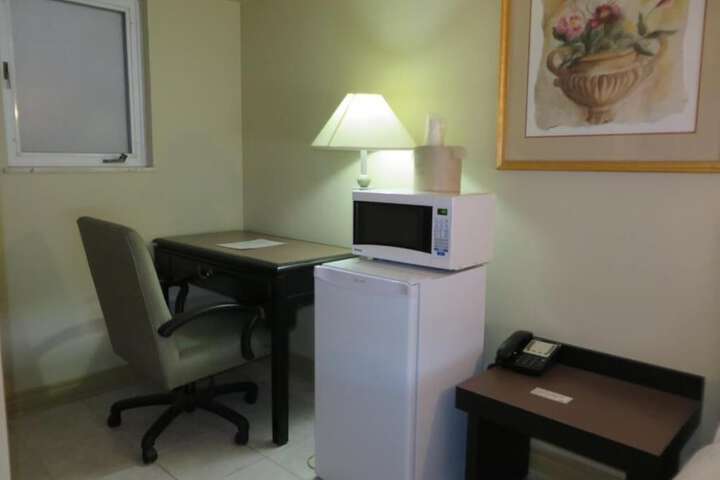 Room 18 of 34