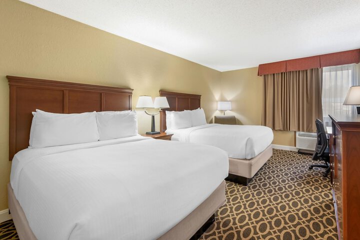Best Western Plus Wooster Hotel & Conference Center