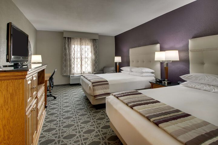 Room 45 of 77