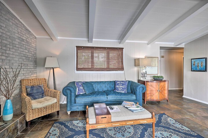 Hot Tub & Dock: Lakefront Home in Hot Springs