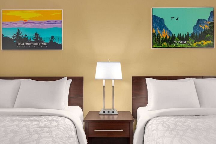 Room 20 of 66