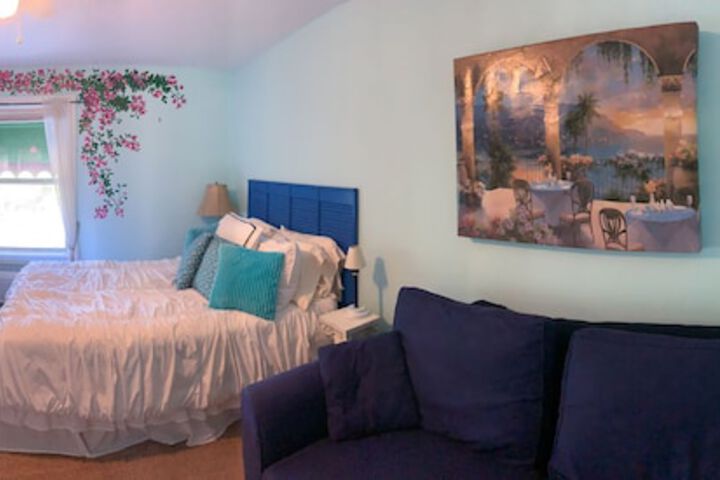 Room 43 of 78