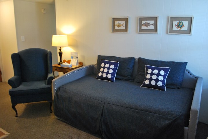 Room 16 of 63