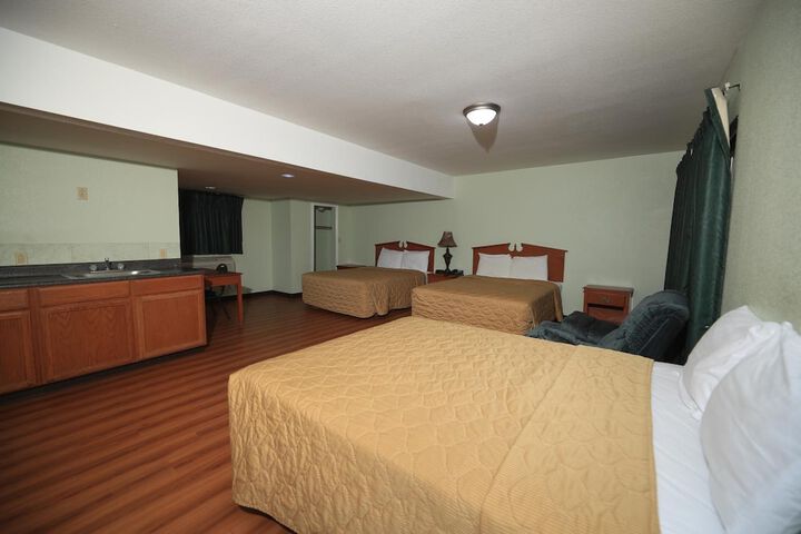 Room 26 of 28