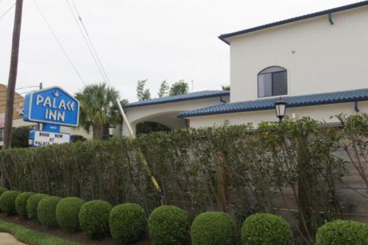 Palace Inn Harwin