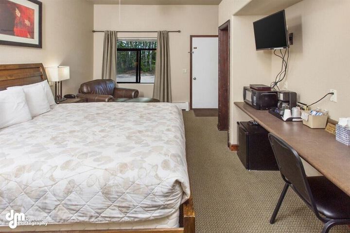 Room 70 of 78
