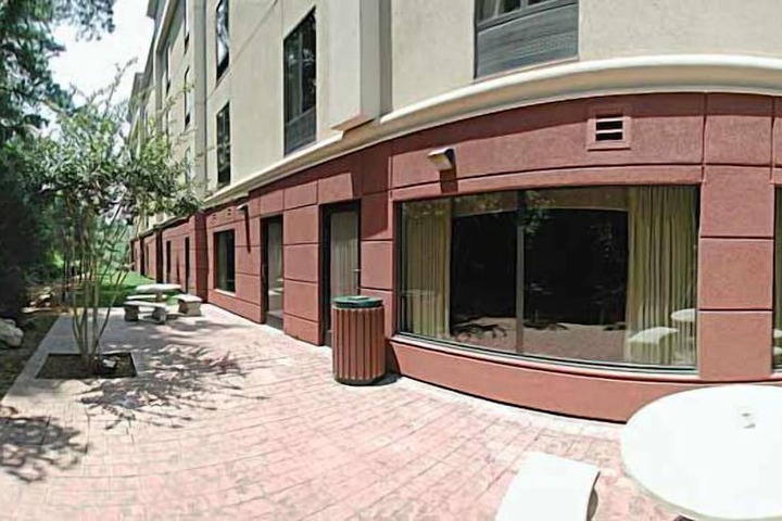 Terrace/Patio 40 of 43