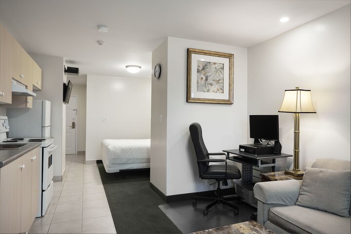 The Business Inn