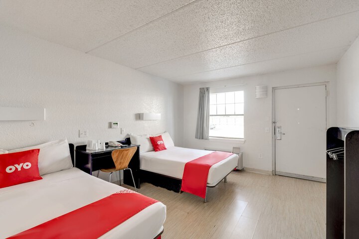 Room 9 of 24
