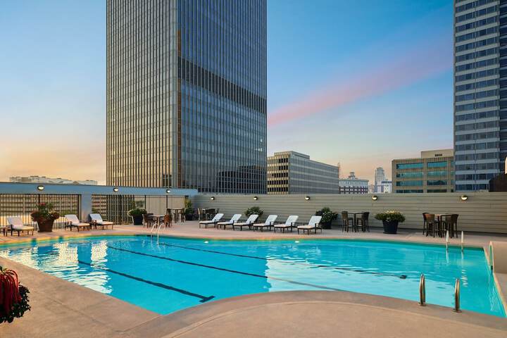 Pool 4 of 53