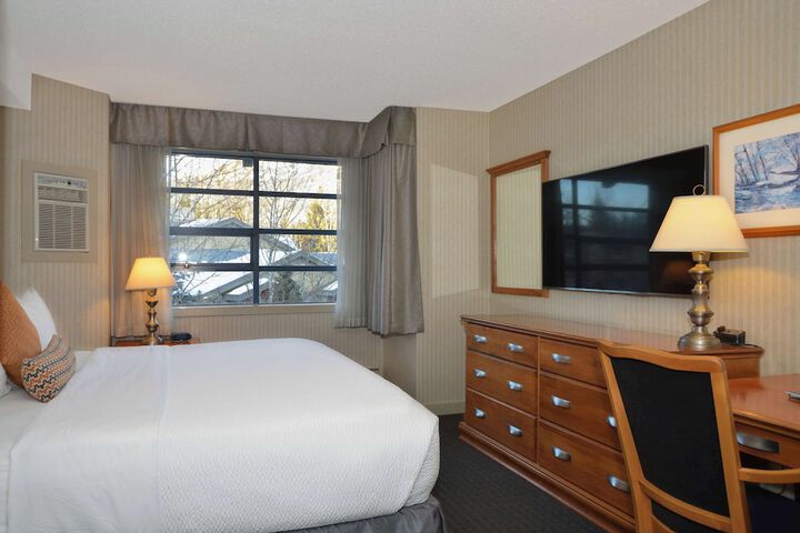 Room 28 of 42