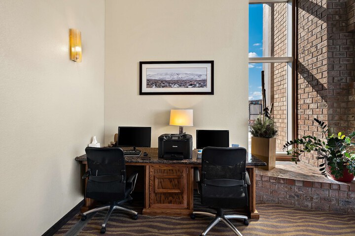 Best Western Plus Gold Country Inn
