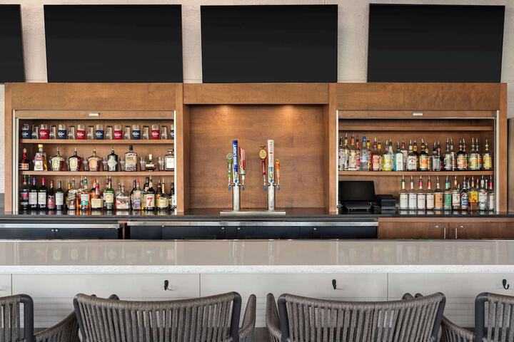Doubletree by Hilton Fort Myers at Bell Tower Shops
