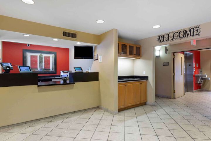 Hotel Interior 11 of 31