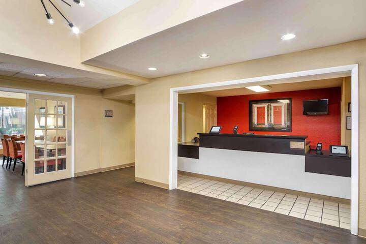 Hotel Interior 10 of 30