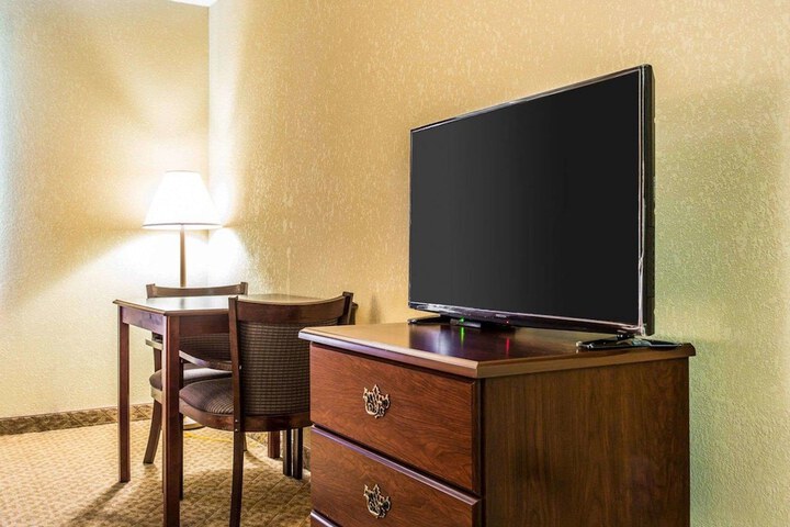 Room 34 of 44