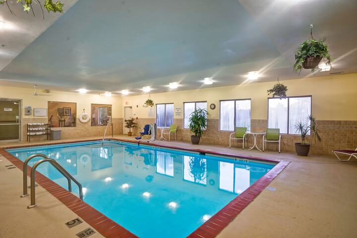 Holiday Inn Express Hotel & Suites Christiansburg by IHG