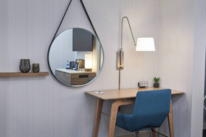 Room 20 of 39