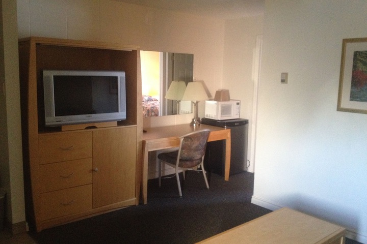 Room 16 of 24