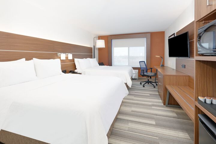 Room 28 of 45
