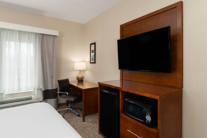 Wingate by Wyndham Clearfield