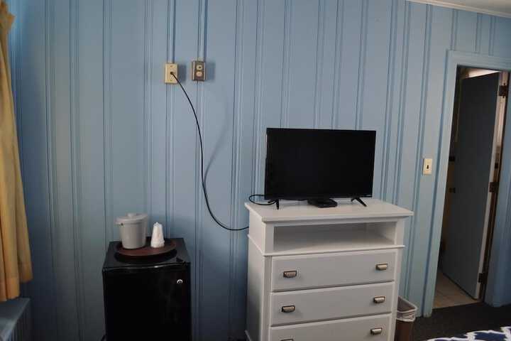 Room 12 of 46