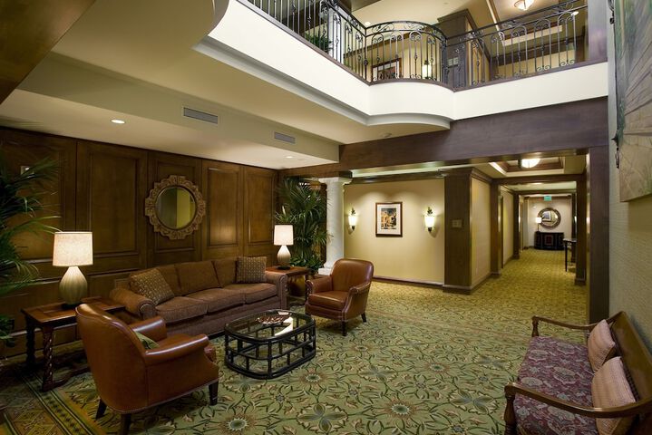 Business Center 41 of 48