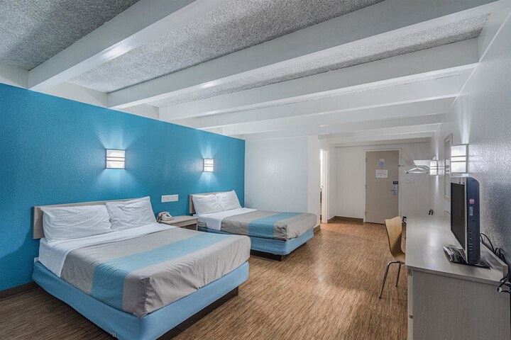 Room 25 of 45