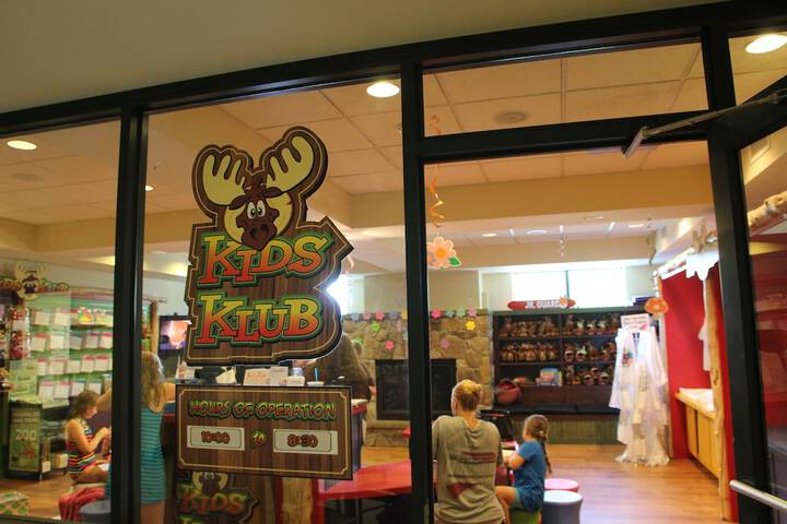 Great Escape Lodge & Indoor Waterpark