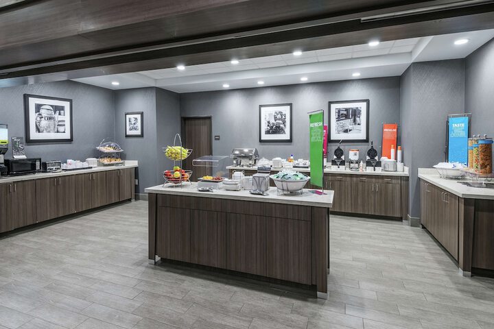 Hampton Inn & Suites by Hilton Portland Corpus Christi