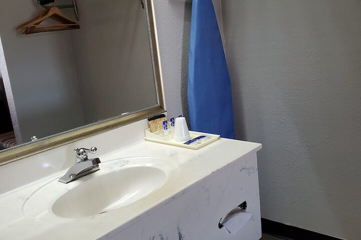 Americas Best Value Inn Wildersville