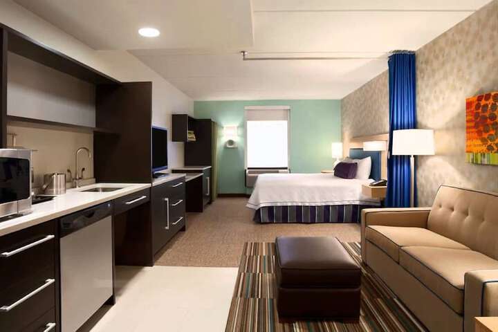 Room 15 of 39