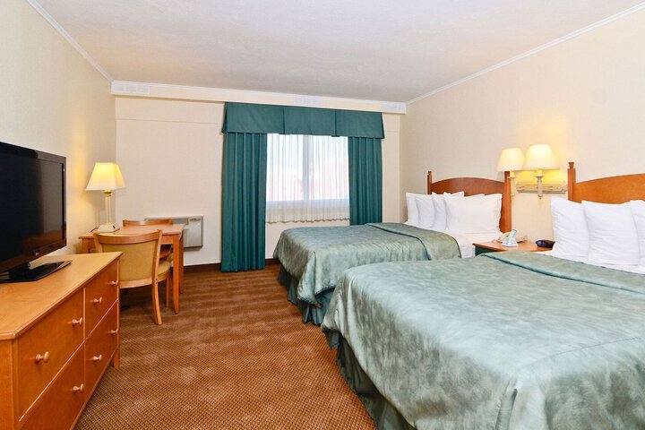 Room 34 of 92