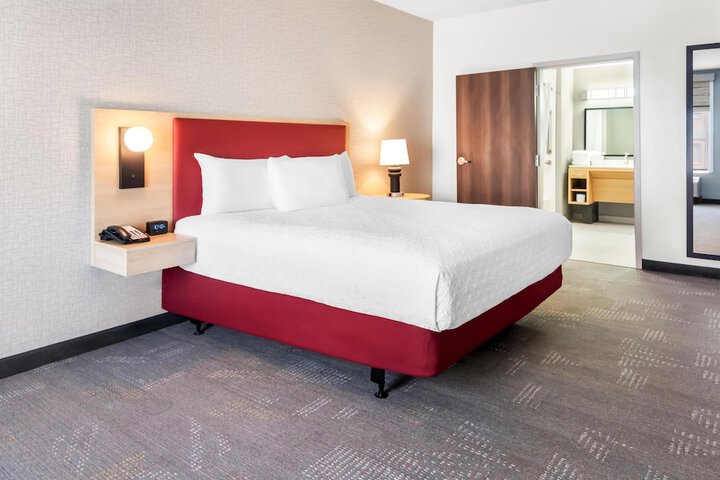 Home2 Suites by Hilton Dallas Grand Prairie
