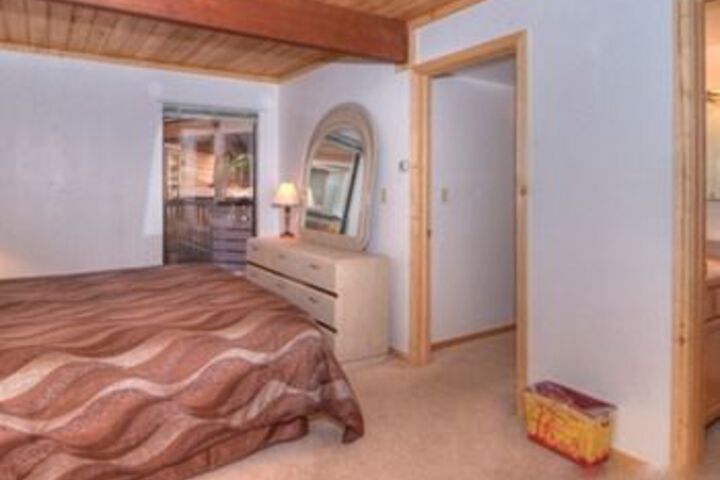 Spacious 3 North Shore Townhome 3 Br Townhouse by RedAwning