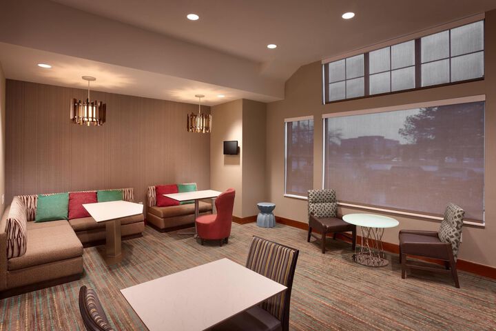 Hotel Interior 10 of 40