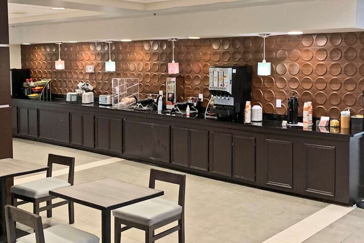 Comfort Inn & Suites Columbus North