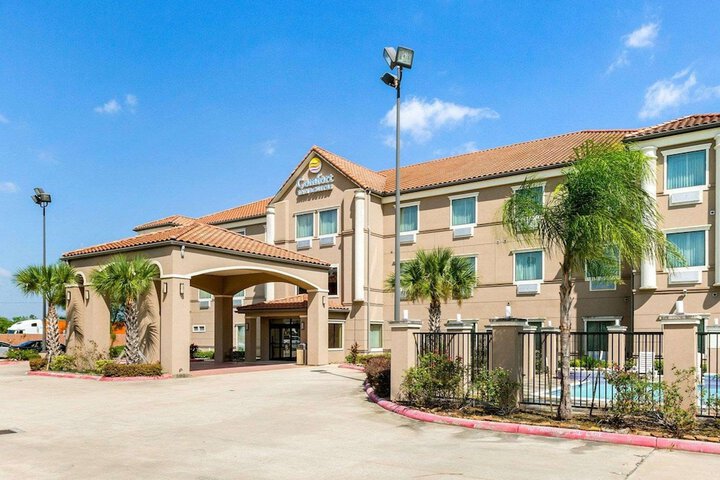 Comfort Inn & Suites Winnie