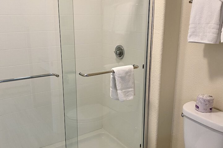 Beacon Inn and Suites